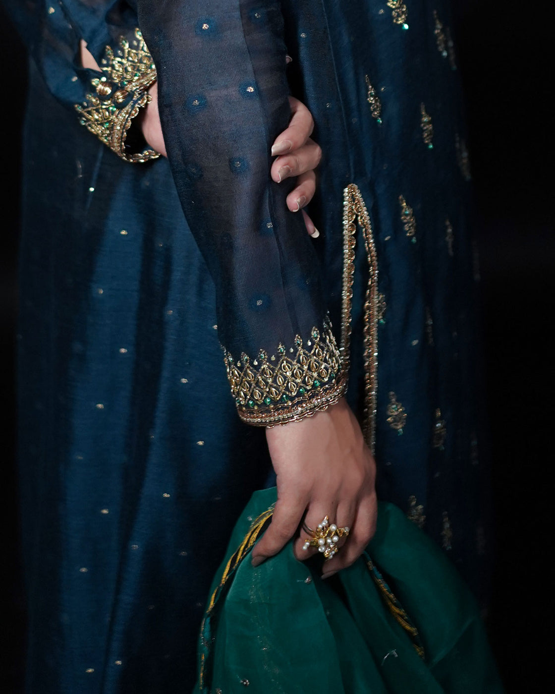 3 PIECE EMBROIDERED COTTON SILK SUIT - Navy Blue