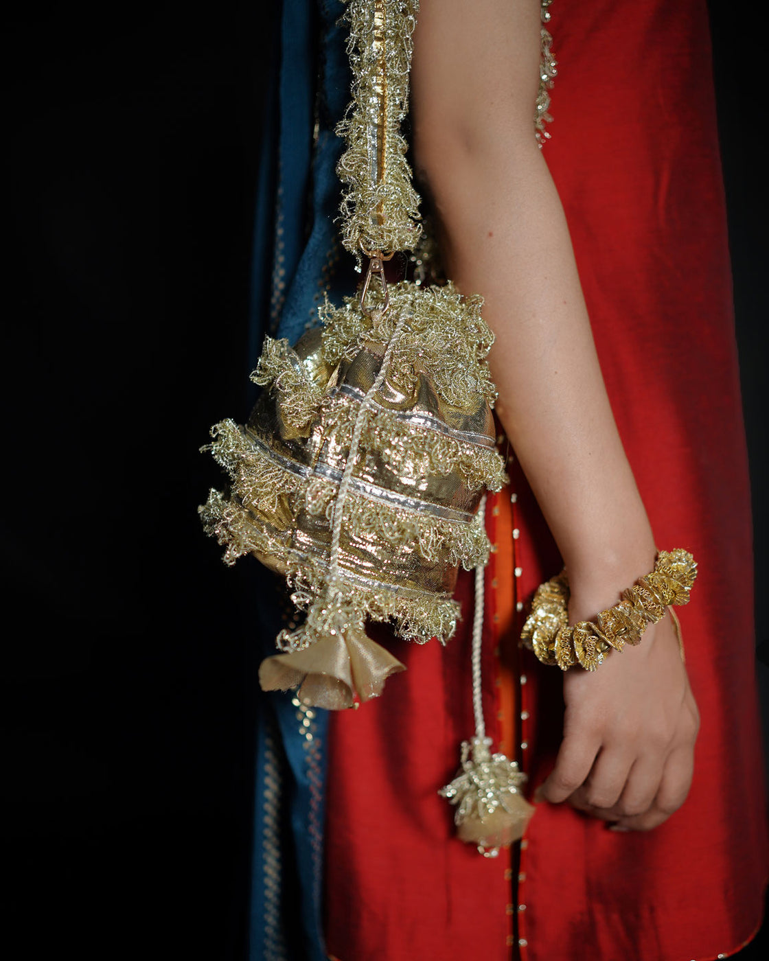 EMBELLISHED POTLI BAG - Golden/Silver