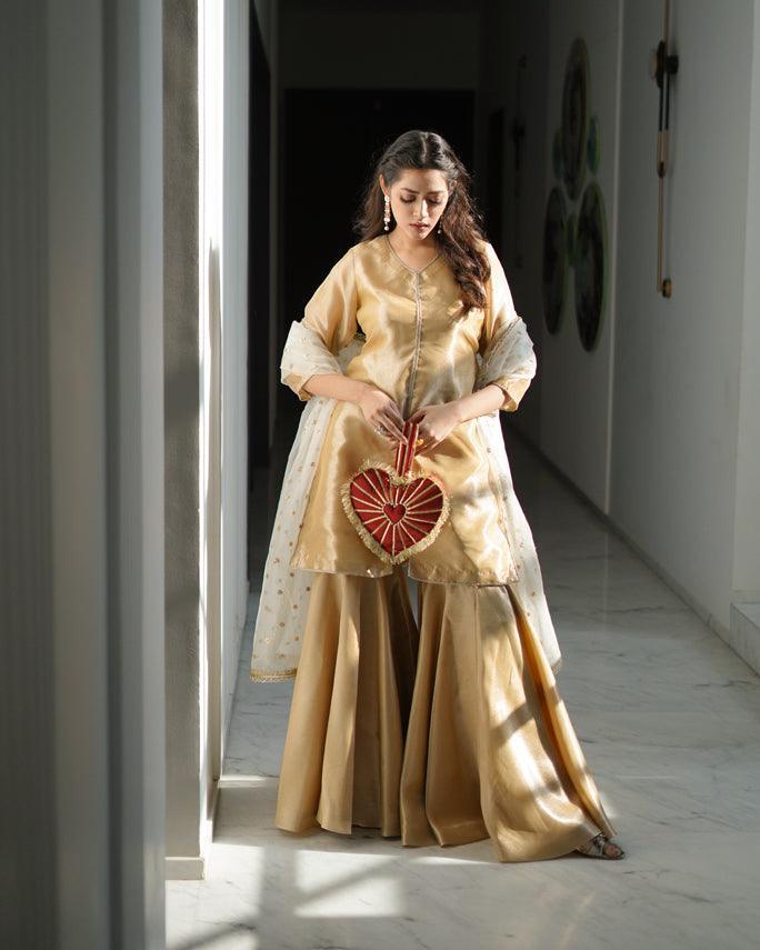 3 PIECE EMBELLISHED SUIT - Golden