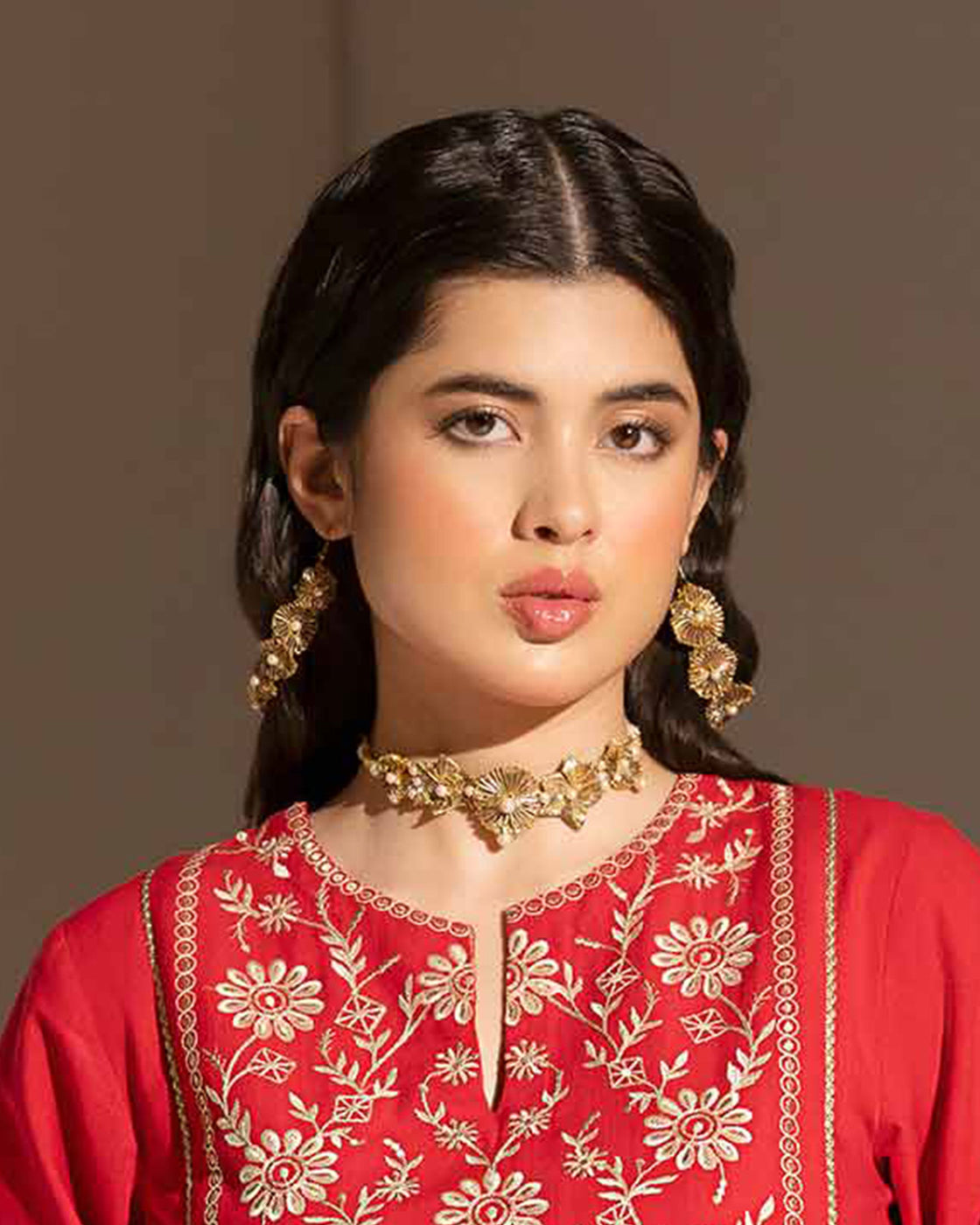 CHOKER NECKLACE - Golden