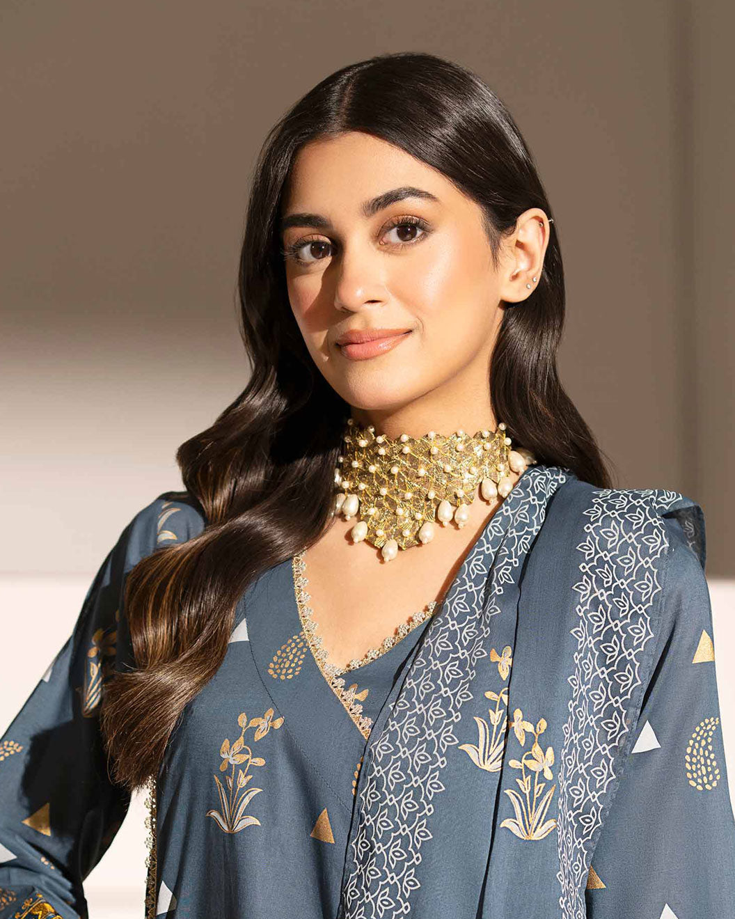 NECKLACE - Golden