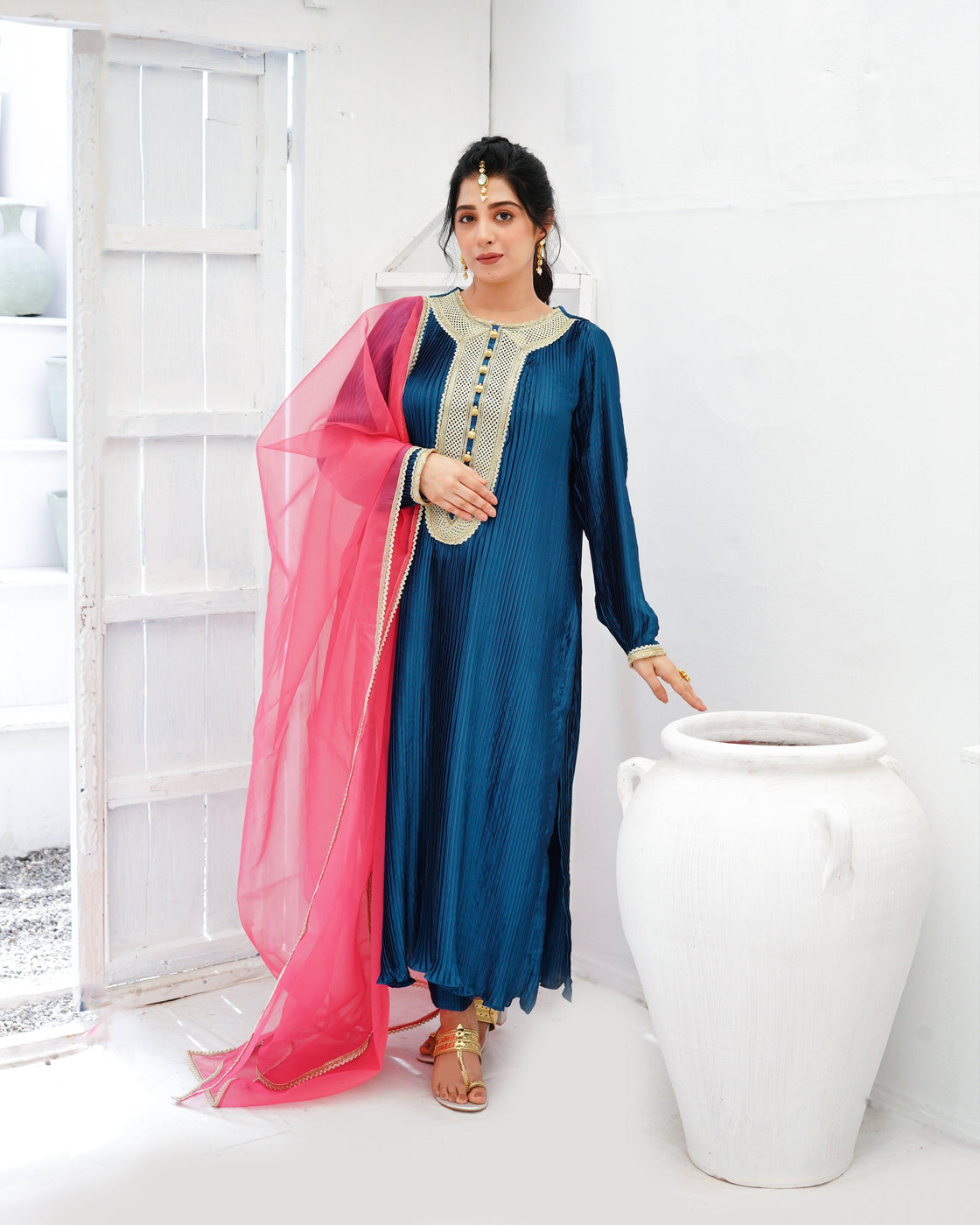 EMEBLLISHED DUPATTA - Fuchsia