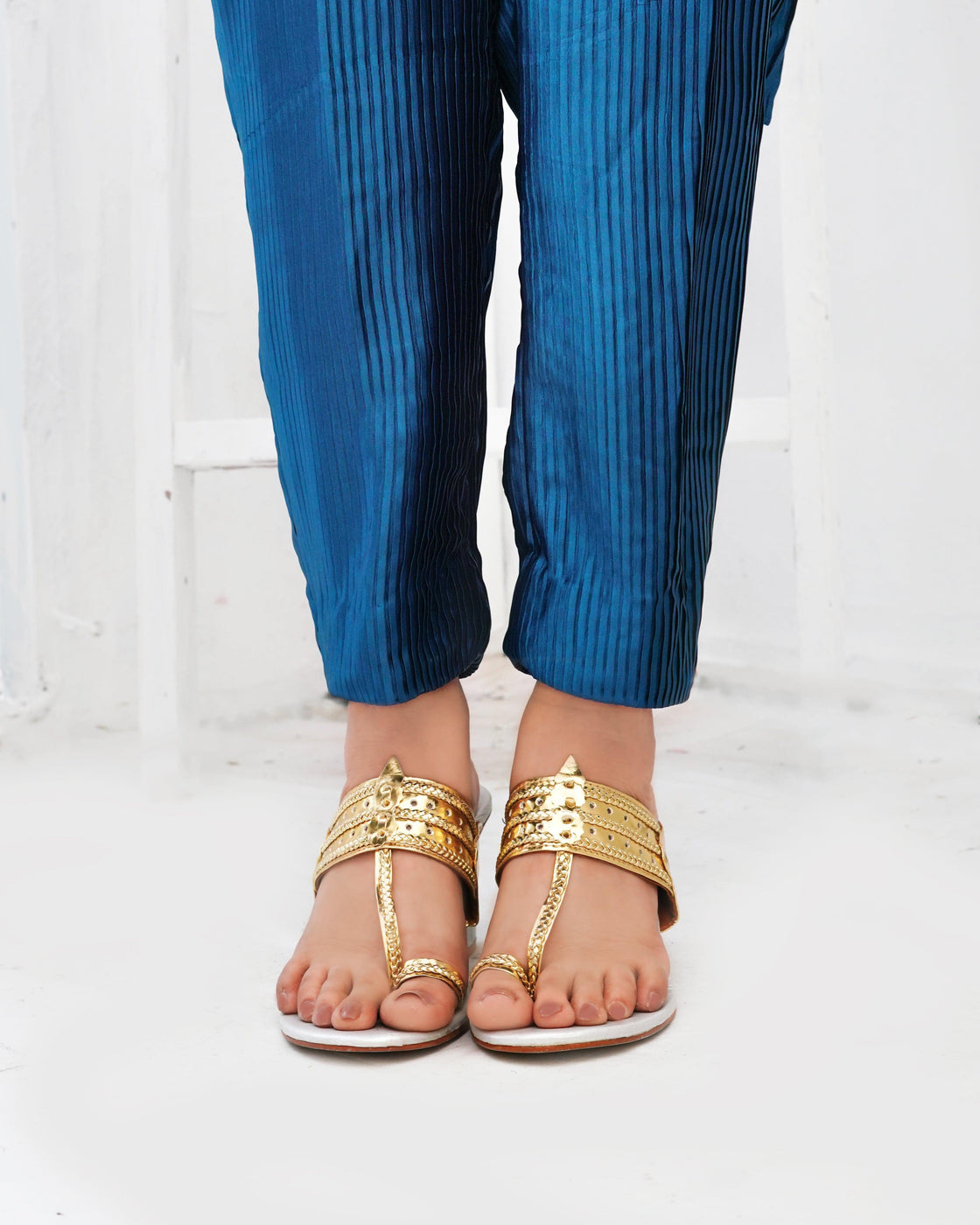 3 PIECE EMBELLISHED SUIT - Blue