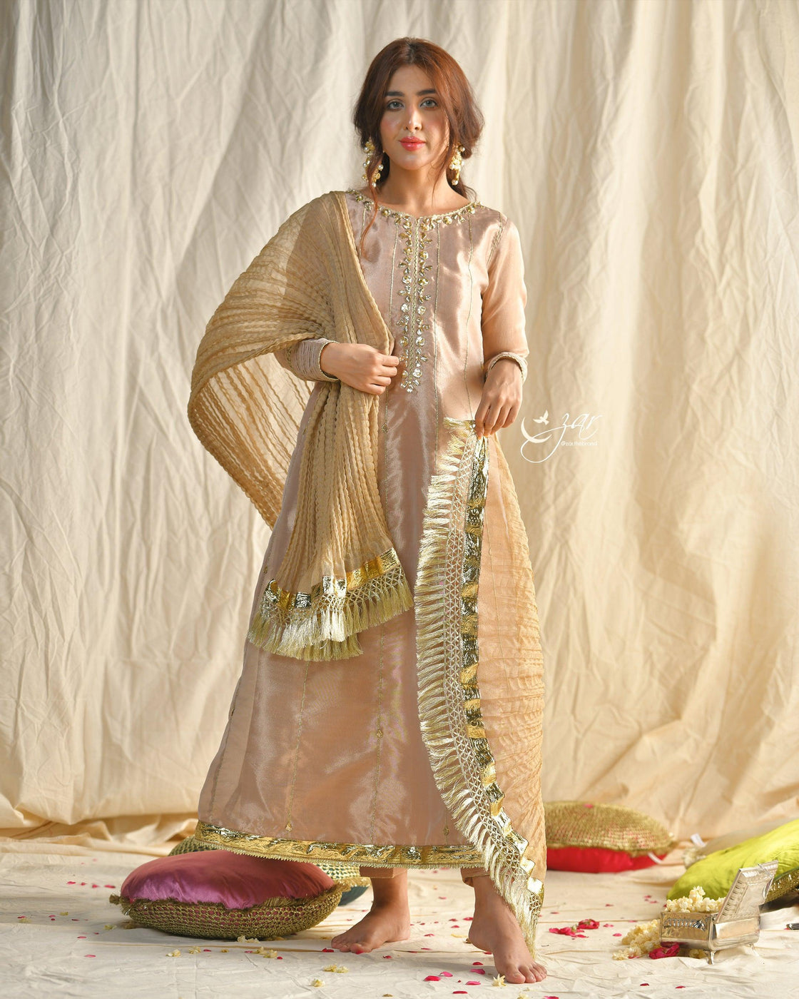 3 PIECE EMBROIDERED SUIT - Pink